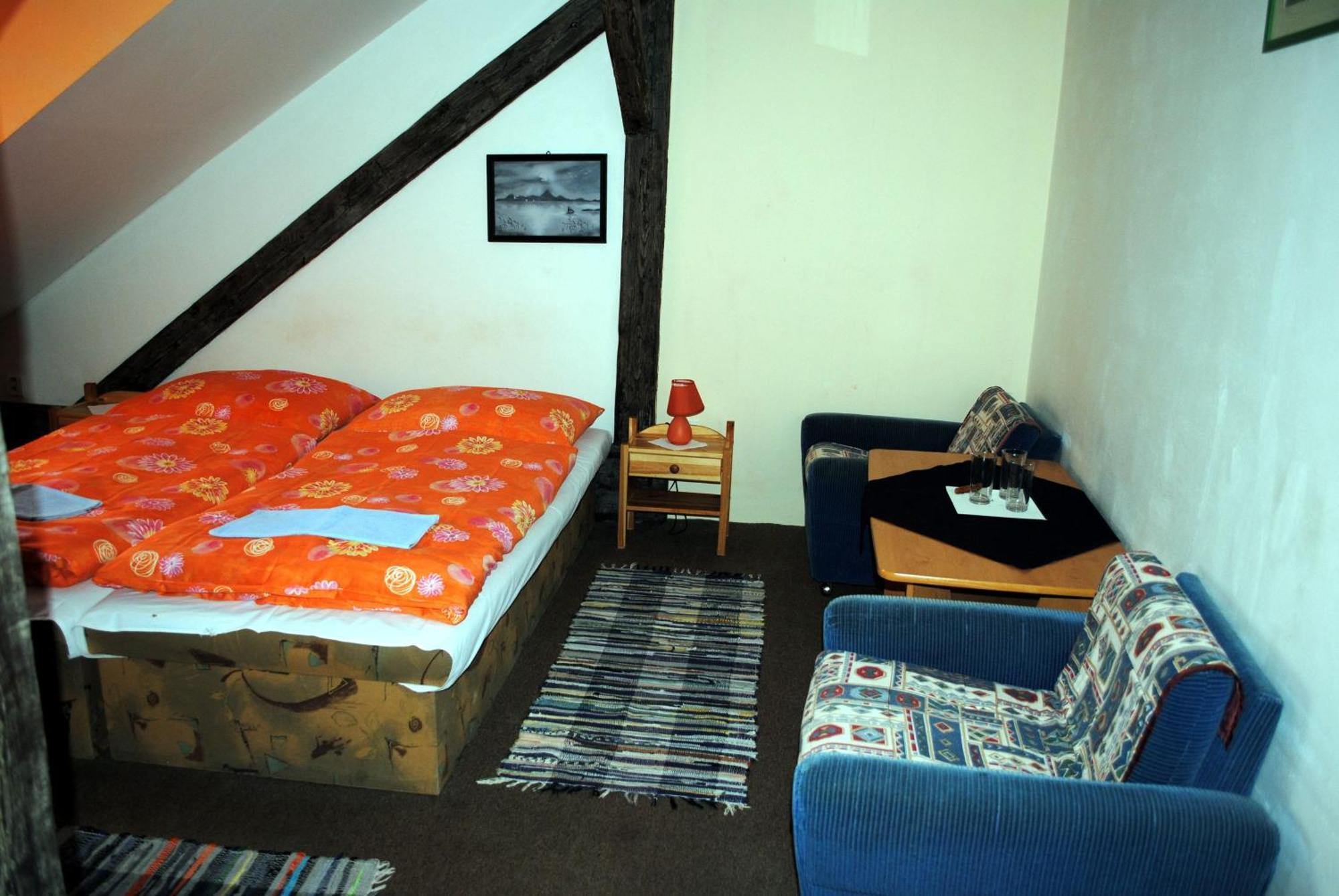 Penzion Slavia Poprad Buitenkant foto