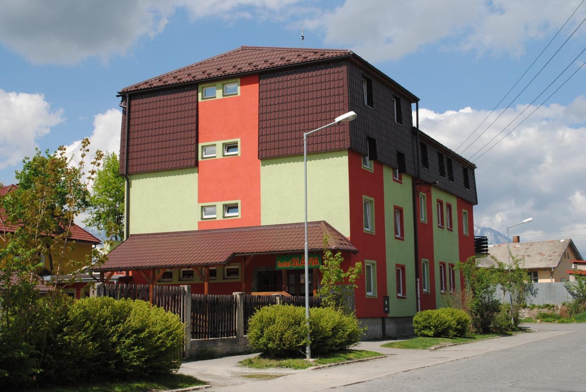 Penzion Slavia Poprad Buitenkant foto