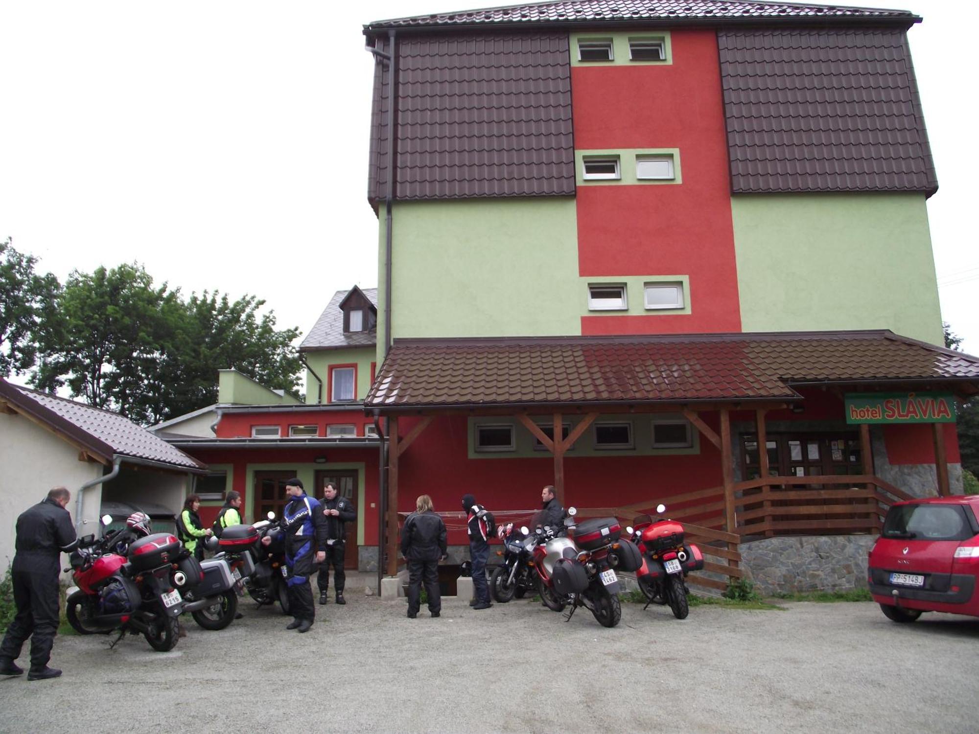 Penzion Slavia Poprad Buitenkant foto