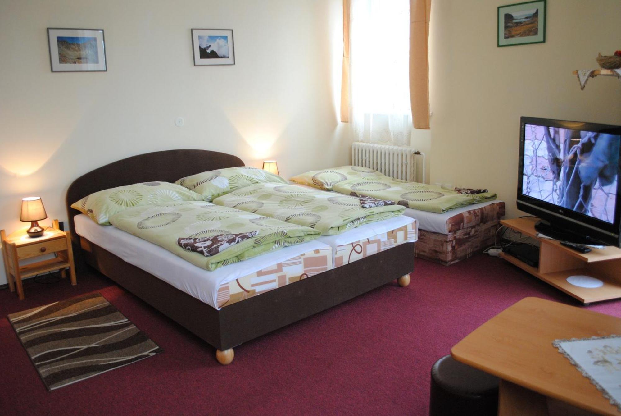 Penzion Slavia Poprad Kamer foto